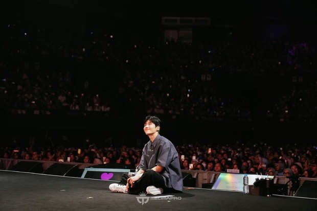 Kim Seon Ho terharu dengan video yang dibuat oleh penggemar/Foto: Instagram.com/mecimapro Kim Seon Ho terharu dengan video yang dibuat oleh penggemar