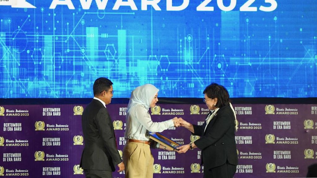 Kinerja Positif Tiga Tahun Berturut, SIG Raih BIA 2023 Kinerja Positif Tiga Tahun Berturut, SIG Raih BIA 2023