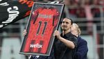Mata Berkaca-kaca, Ibrahimovic Pamit Gantung Sepatu