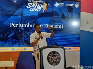 Sandiaga Uno Berharap Pesawat Airbus A380 Bisa Mendarat di Yogyakarta Sandiaga Uno Berharap Pesawat Airbus A380 Bisa Mendarat di Yogyakarta