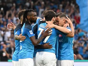 Napoli Vs Sampdoria: Sang Juara Tutup Musim dengan Kemenangan Napoli Vs Sampdoria: Sang Juara Tutup Musim dengan Kemenangan