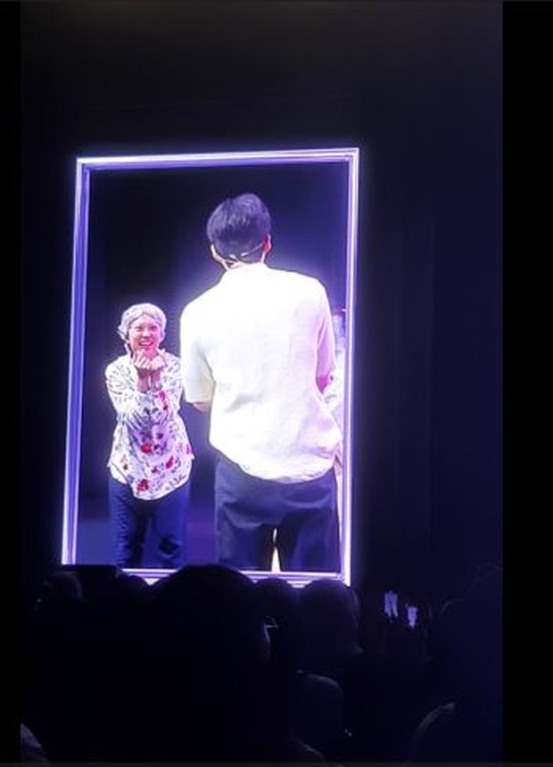 Penggemar Kim Seon Ho bergaya seperti nenek Gamri di drama Hometown Cha Cha Cha/Foto: Instagram.com/Dian Purnamasari Siregar Penggemar Kim Seon Ho bergaya seperti nenek Gamri di drama Hometown Cha Cha Cha