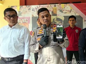 Aksi Remaja di Sukabumi Acungkan Senjata Tajam Viral, Polisi Amankan 7 Pelaku Aksi Remaja di Sukabumi Acungkan Senjata Tajam Viral, Polisi Amankan 7 Pelaku