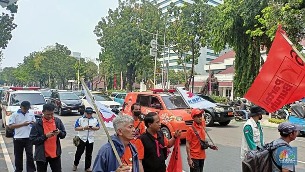Ribuan Buruh Demo di Jakarta, Jalanan Ini Macet Parah