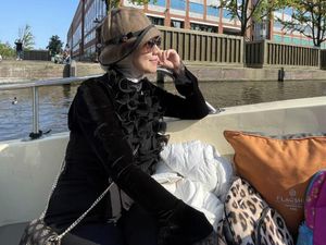 7 Gaya Venna Melinda Liburan ke Eropa, Wajah Bahagia Usai Alami KDRT Disorot