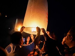 Hadiri Perayaan Waisak, Sandiaga: Candi Borobudur Bisa Lebihi Angkor Wat