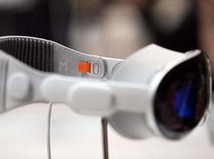 Apple Vision Pro Bakal Rilis Februari 2024? Apple Vision Pro Bakal Rilis Februari 2024?