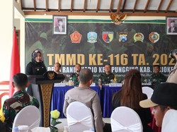 Bupati Mojokerto Dampingi Tim Wasev TNI AD Cek Progres TMMD