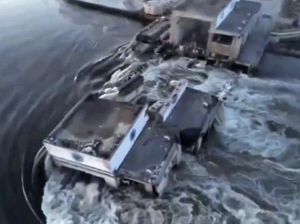 Bendungan Jebol Usai Ledakan Bikin Rusia dan Ukraina Saling Tuding