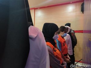 Jejak Hitam Ibu Muda Cianjur Sang Penyalur TKI Ilegal Jejak Hitam Ibu Muda Cianjur Sang Penyalur TKI Ilegal
