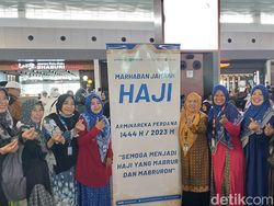 Suasana Keberangkatan Jemaah Haji Arminareka Perdana ke Tanah Suci