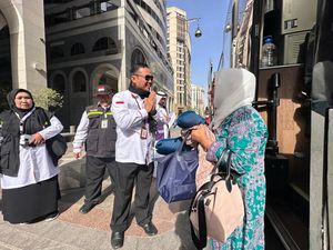 Jemaah Haji Khusus Tiba Perdana di Madinah, Ini Pesan PPIH Saudi