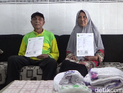 Menabung 18 Tahun, Pasutri Penggembala Bebek Asal Lumajang Akhirnya Naik Haji