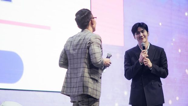 Kim Seon-ho Kim Seon-ho menggelar fanmeeting 2023 KIM SEON HO ASIA TOUR ONE, TWO, THREE, SMILE IN JAKARTA di Tennis Indoor GBK, 2-3 Juni 2023.