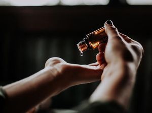 6 Manfaat Minyak Bulus, Bagus untuk Kulit dan Kecantikan 6 Manfaat Minyak Bulus, Bagus untuk Kulit dan Kecantikan
