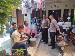 Mobil di Gresik 3 Bulan Parkir Sembarangan, Pemilik Minta Maaf