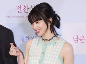 Artis Jepang Ini Viral Disebut Mirip Lisa BLACKPINK, Bikin Netizen Pangling Artis Jepang Ini Viral Disebut Mirip Lisa BLACKPINK, Bikin Netizen Pangling
