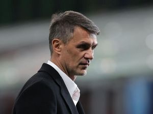 Maldini Dipecat AC Milan, Omongan Christian Vieri Ramai Lagi Maldini Dipecat AC Milan, Omongan Christian Vieri Ramai Lagi
