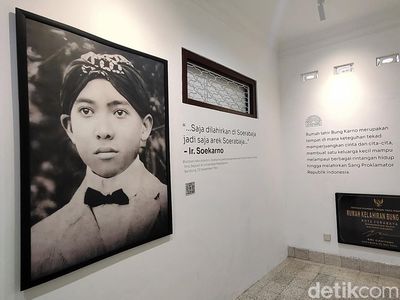 Mampir ke Rumah Lahir Bung Karno di Surabaya