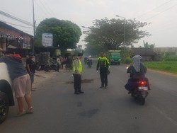 Pasutri di Mojokerto Jadi Korban Tabrak Lari Saat Mau ke Pasar, Suami Tewas