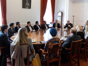 UIII-Universitas Edinburgh Buka Gelar Ganda Jenjang S2, Pendaftaran Dibuka Hari Ini! UIII-Universitas Edinburgh Buka Gelar Ganda Jenjang S2, Pendaftaran Dibuka Hari Ini!