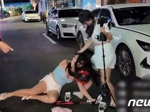 Streamer Korsel Live Berantem di Jalan, Ada yang Ditusuk Garpu Streamer Korsel Live Berantem di Jalan, Ada yang Ditusuk Garpu