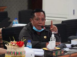 Anggota DPRD Kritik PDAM Karangasem: Tarif Naik, Layanan Tak Membaik Anggota DPRD Kritik PDAM Karangasem: Tarif Naik, Layanan Tak Membaik