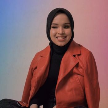 Bahagianya Putri Ariani Saat Cicip Kue Ultah dan Kulineran Bareng Keluarga