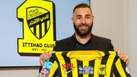 Al Ittihad baru saja menjuarai Liga Arab Saudi setelah bersaing ketat dengan Al Nassr yang mendapat tambahan tenaga Cristiano Ronaldo di tengah musim ini. Itu jadi gelar liga pertama Al Ittihad sejak 2008/2009. Untuk itulah Al Ittihad berbenah karena tidak ingin kehilangan gelar juara musim depan. Ditambah klub berjuluk The Tigers itu akan berlaga di Liga Champions Asia sehingga butuh kekuatan maksimal.