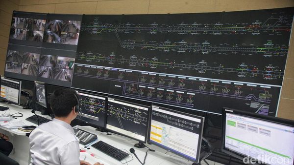 Dari Ruang Ini, Pergerakan LRT Jakarta Dikendalikan