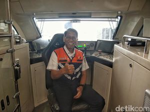 Menanti Taji LRT Jabodebek Membelah Macet Jakarta