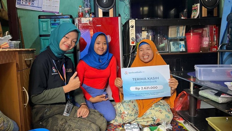 Donasi Sahabat Baik untuk Obat Nyeri Lutut Mama Ana Penjual Kue