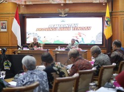 Strategi Ganjar Kejar Target Nol Kemiskinan Ekstrem 2024 di Jawa Tengah