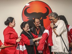 Butet Baca Puisi Singgung Capres Hobi Culik, Gerindra Merespons