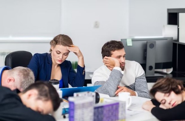 Jumlah anggota kelompok. foto freepik.com: fpphotobank