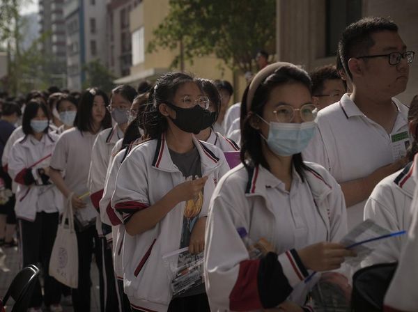 Jutaan Siswa China Ikuti Ujian Masuk Perguruan Tinggi Tersulit di Dunia