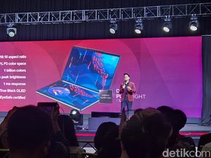 Harga Lenovo Yoga Book 9i di RI, Unik Punya Dua Layar Sentuh