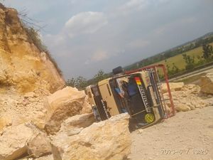 Tebing Batu di Klambu Grobogan Longsor, 2 Penambang Tewas Tertimbun