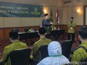 Maktour Lepas Calon Jemaah Haji Gelombang I Al-Fath Program Arbain