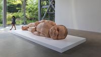 Melihat Pameran Patung Unik di Fondation Cartier Prancis