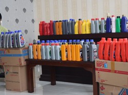 Polisi Tangkap Pengedar Oli Palsu di Bengkulu, Sudah Beraksi 2 Tahun