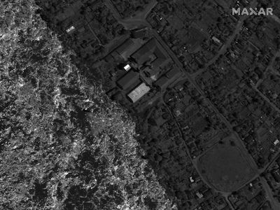 Bendungan Jebol Akibat Ledakan Picu Banjir di Ukraina