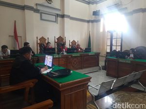 Beda Vonis 2 Warga Sipil-2 Oknum TNI yang Jadi Kurir 75 Kg Sabu Beda Vonis 2 Warga Sipil-2 Oknum TNI yang Jadi Kurir 75 Kg Sabu