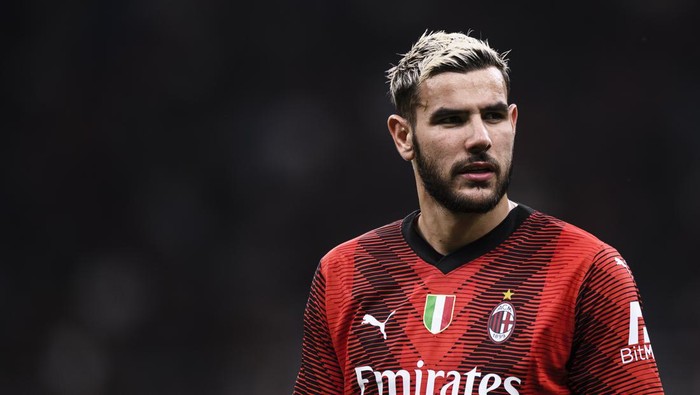 STADIO GIUSEPPE MEAZZA, MILAN, ITALY - 2023/06/04: Theo Hernandez of AC Milan looks on during the Serie A football match between AC Milan and Hellas Verona FC. AC Milan won 3-1 over Hellas Verona FC. (Photo by Nicolò Campo/LightRocket via Getty Images)