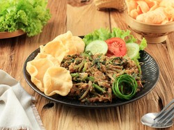 7 Makanan Legendaris di Bandung yang Jarang Diketahui Banyak Orang