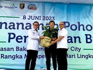 ASDP & Pemprov Lampung Tanam 550 Bibit Pohon Beringin di Kawasan BHC