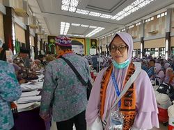 Cerita Azka, Atlet Silat yang Jadi Calon Jemaah Haji Termuda di Palembang