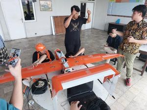 ITB Bekukan UKM Aksantara Imbas Fary Tewas Saat Uji Coba Pesawat Nirawak ITB Bekukan UKM Aksantara Imbas Fary Tewas Saat Uji Coba Pesawat Nirawak