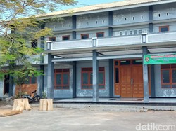 Barang Sisa Eksekusi Tol Ngendon di Aula, Pemdes Ngawen Ancam Keluarkan Paksa