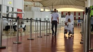 393 Jemaah Haji Gelombang 2 Tiba di Jeddah Kenakan Ihram